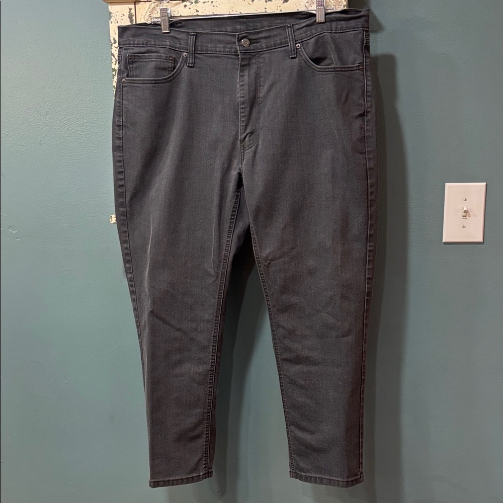 Levi's Men's Dark Gray Relaxed Jeans 541